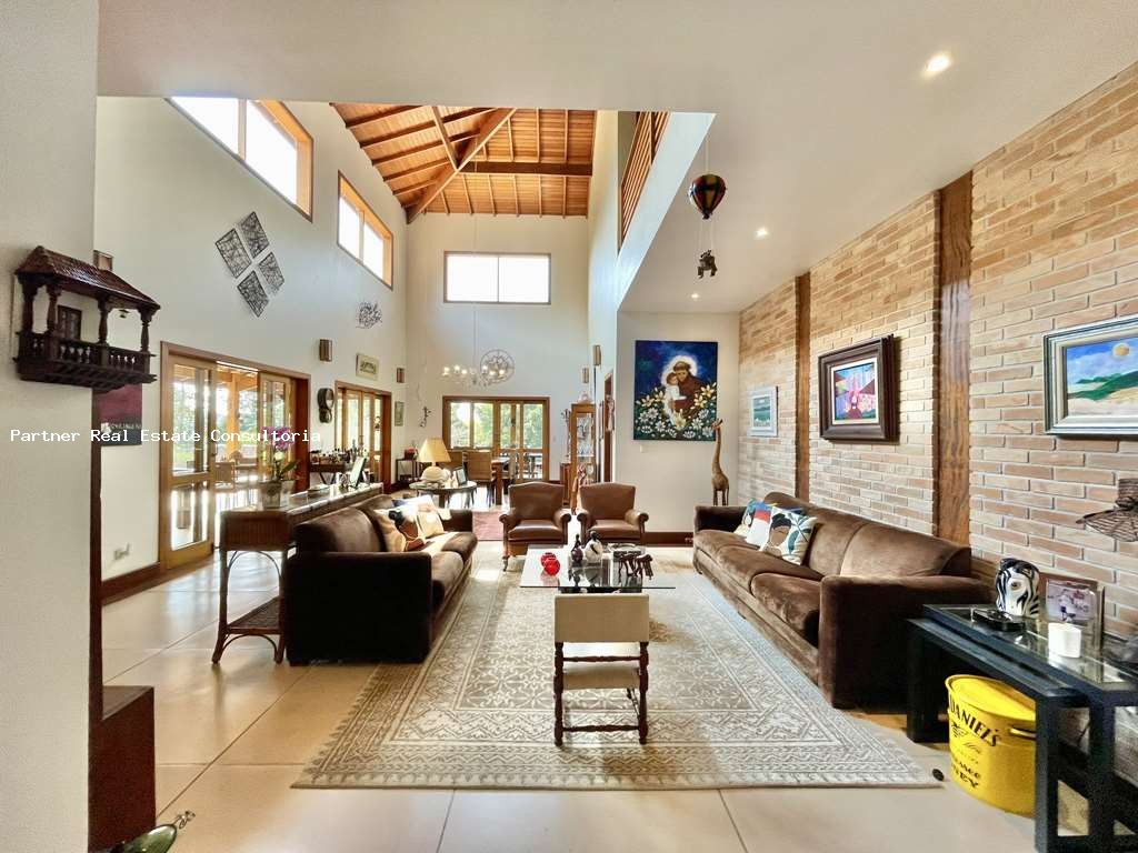Casa de Condomínio à venda com 4 quartos, 2535m² - Foto 20