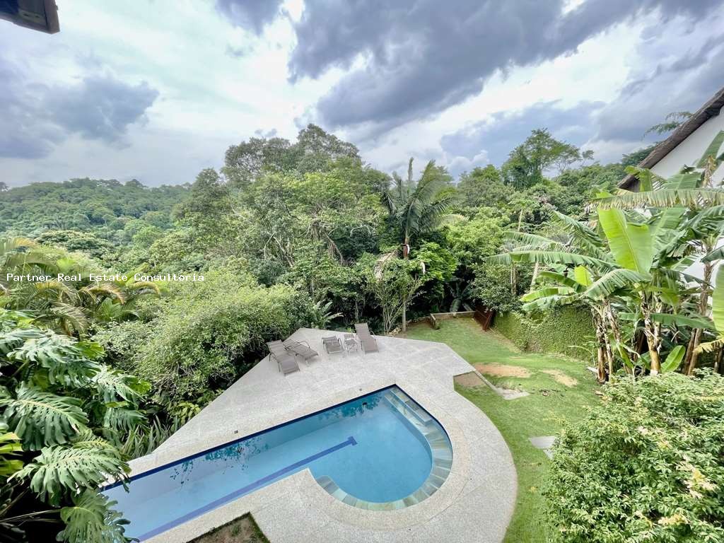 Casa de Condomínio à venda com 3 quartos, 1323m² - Foto 3