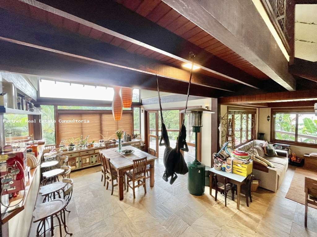 Casa de Condomínio à venda com 3 quartos, 1323m² - Foto 15