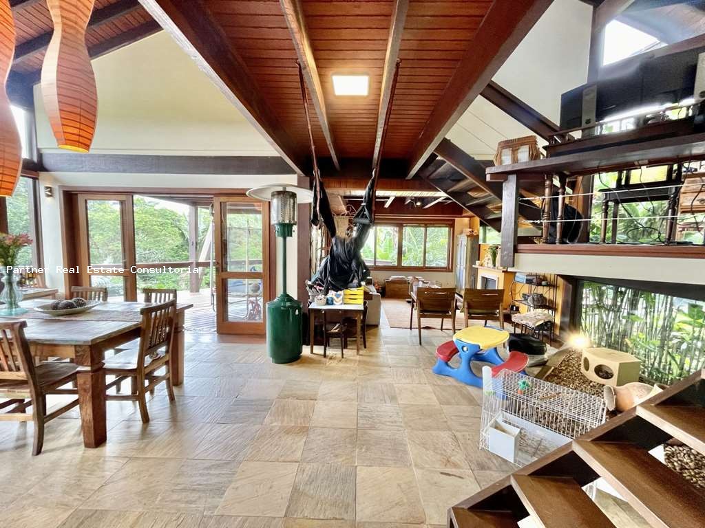 Casa de Condomínio à venda com 3 quartos, 1323m² - Foto 13