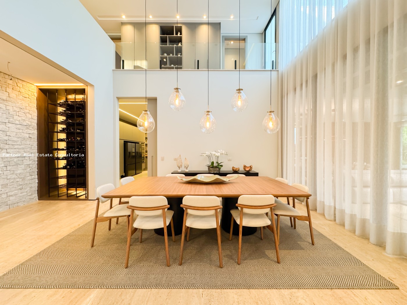 Casa de Condomínio à venda com 5 quartos, 1012m² - Foto 2