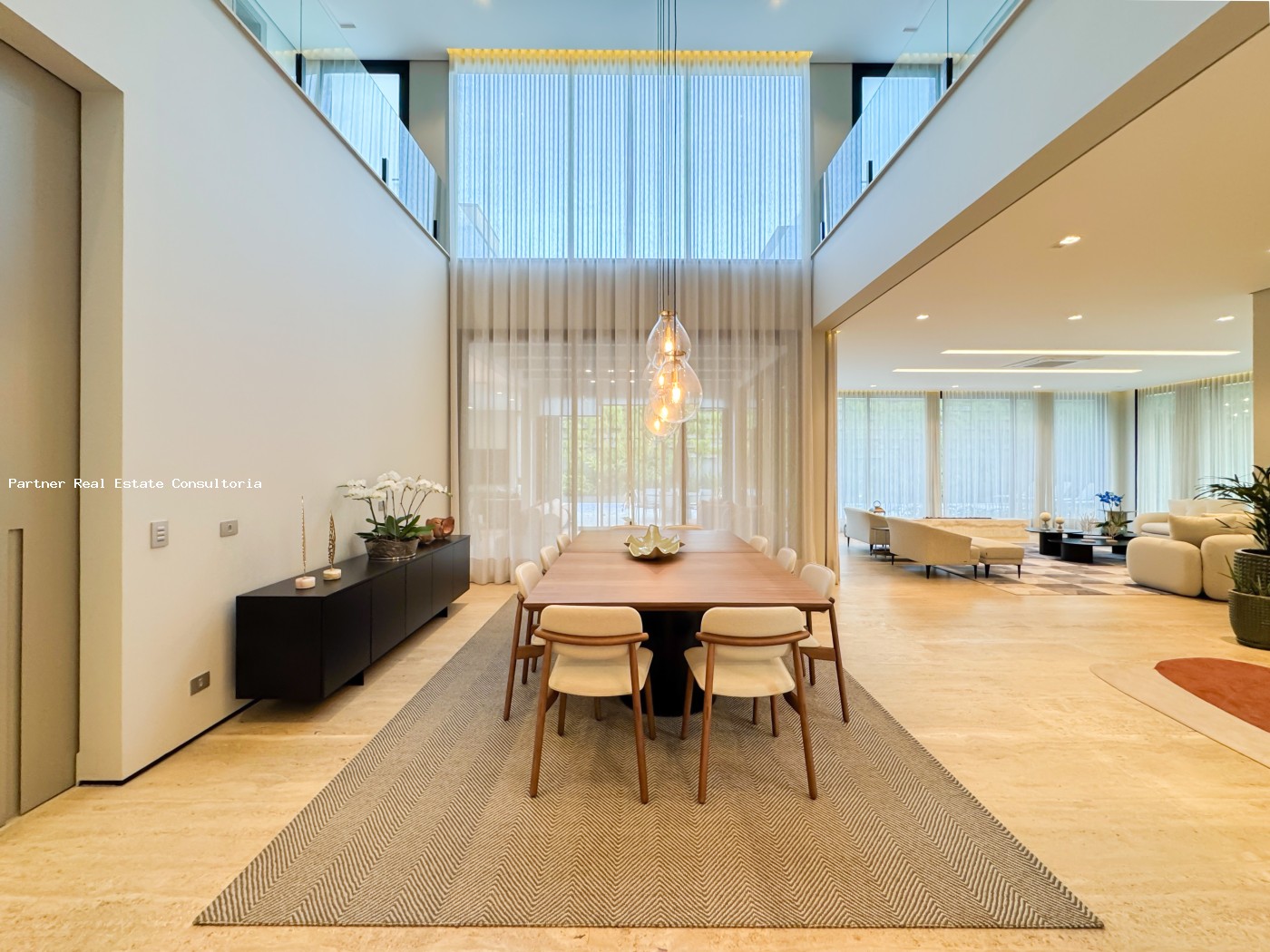 Casa de Condomínio à venda com 5 quartos, 1012m² - Foto 4