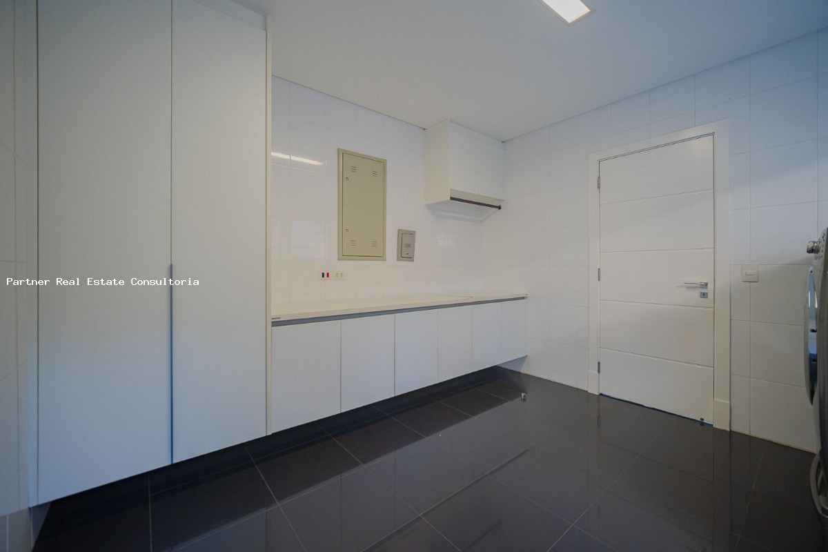 Casa de Condomínio à venda com 5 quartos, 560m² - Foto 3