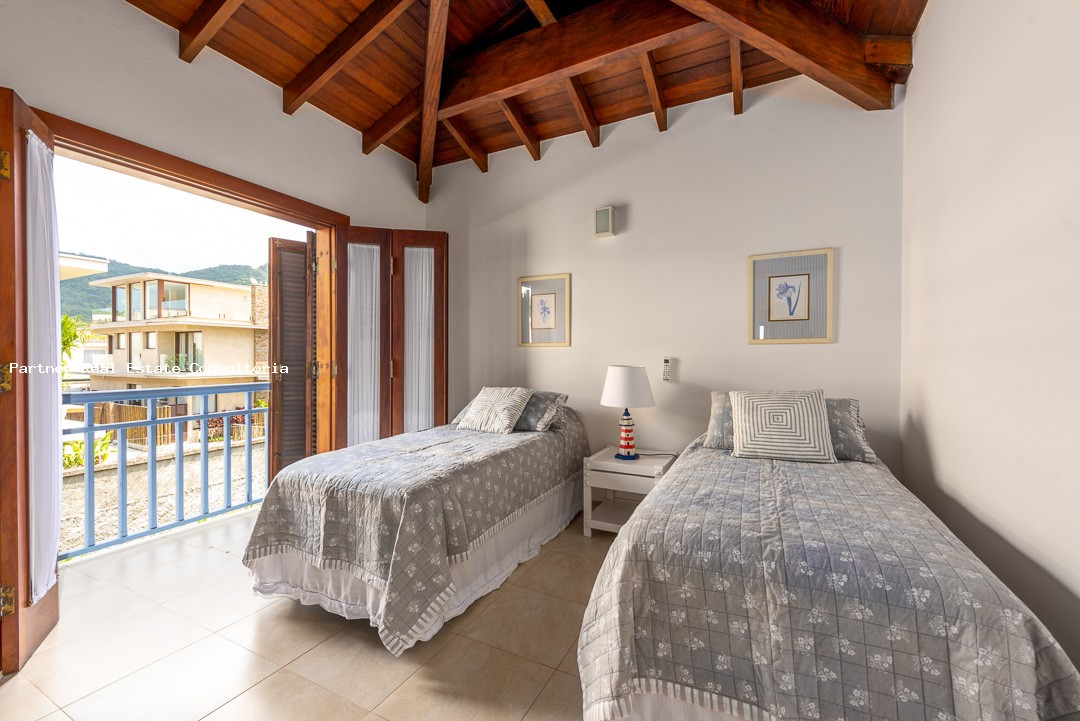 Casa à venda com 5 quartos, 1100m² - Foto 5