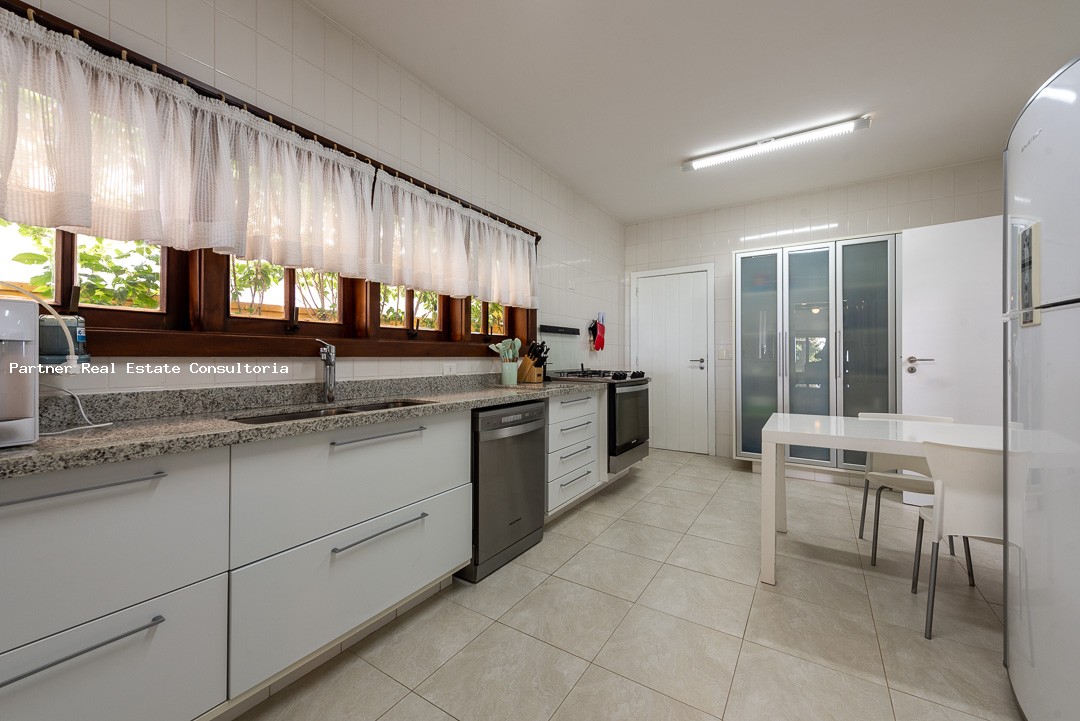 Casa à venda com 5 quartos, 1100m² - Foto 20
