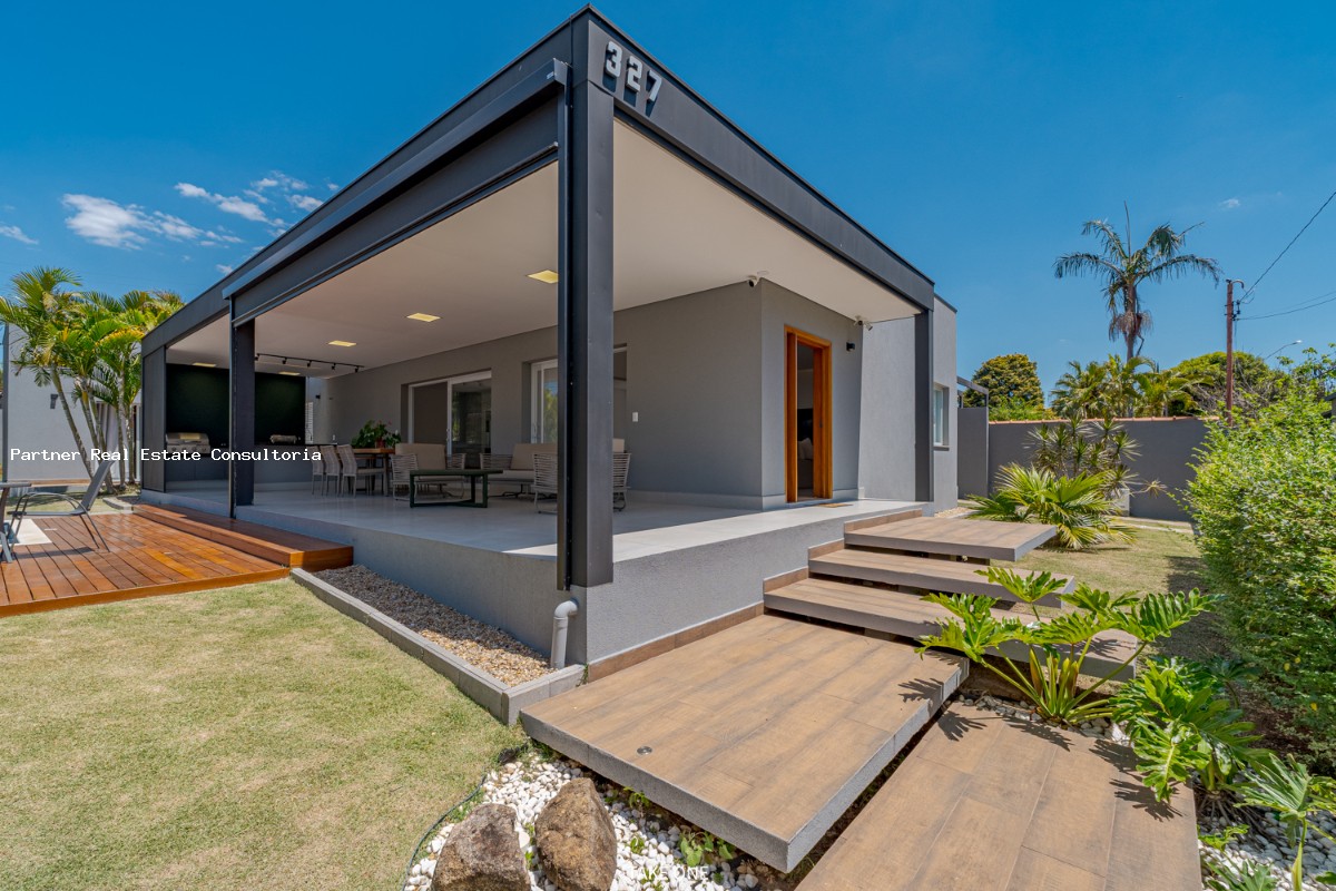 Casa de Condomínio, 4 quartos - Foto 1