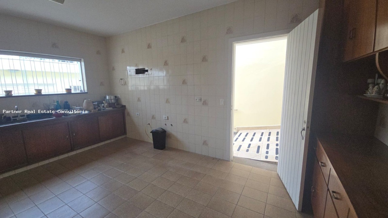 Casa, 3 quartos, 285 m² - Foto 11