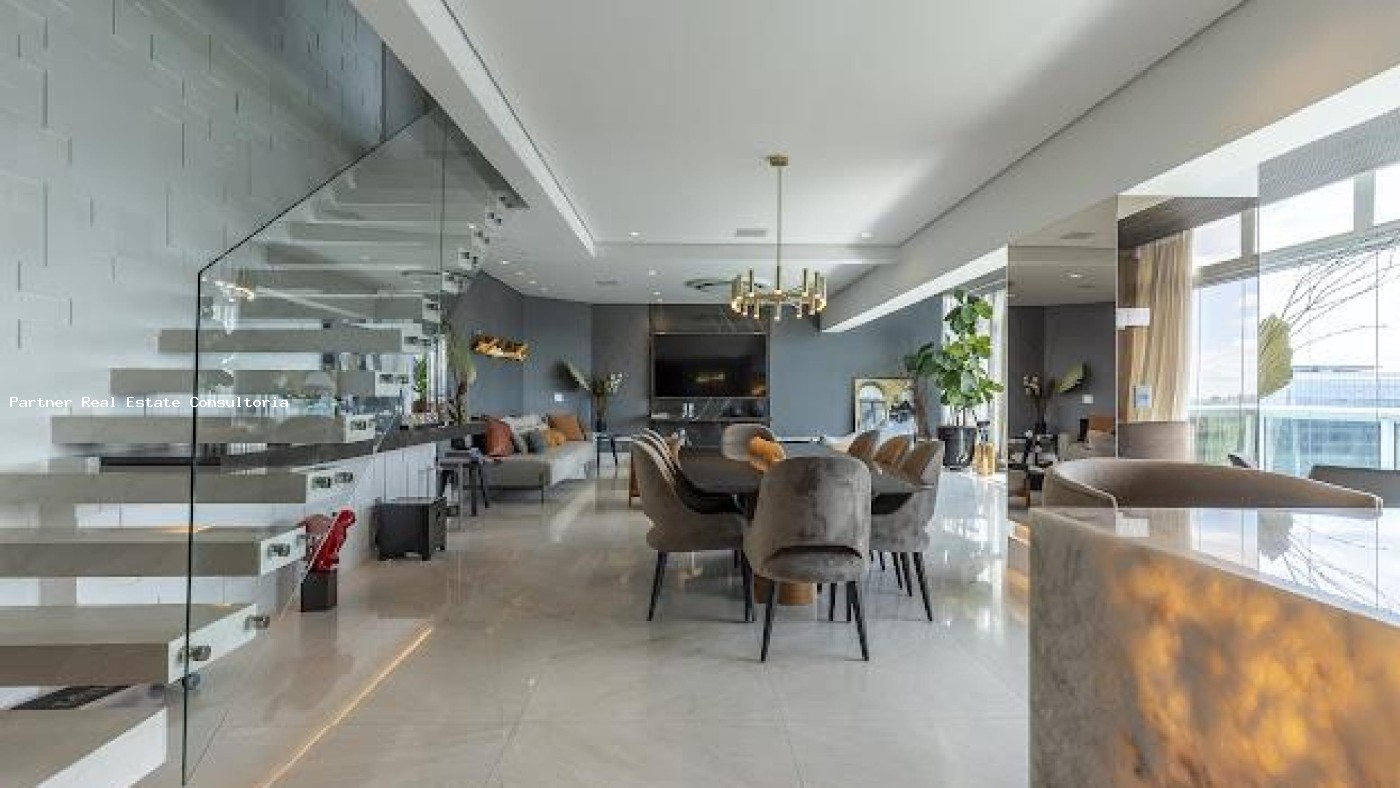 Cobertura, 2 quartos, 225 m² - Foto 4