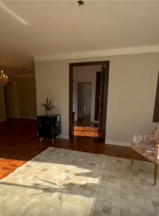 Apartamento, 3 quartos, 150 m² - Foto 1
