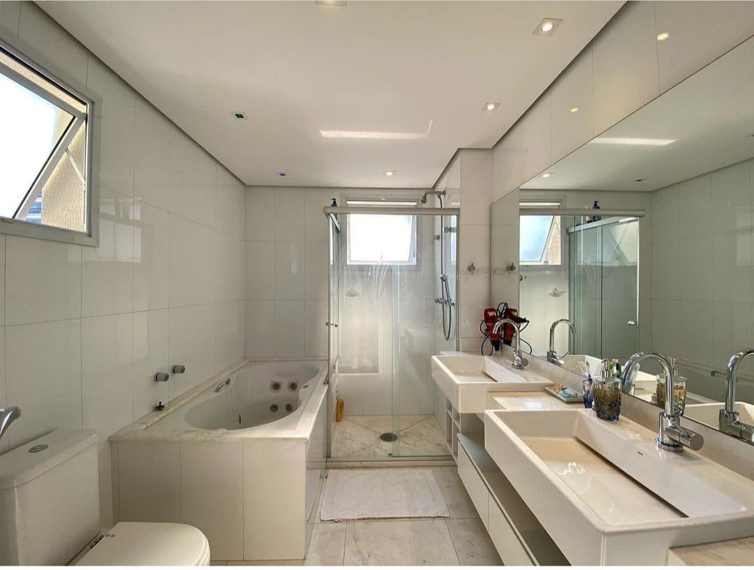 Apartamento, 4 quartos, 245 m² - Foto 2