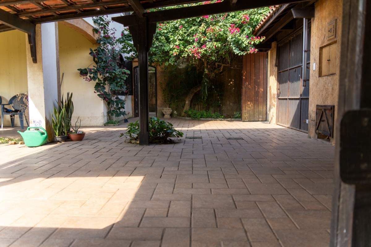 Casa, 5 quartos, 648 m² - Foto 2
