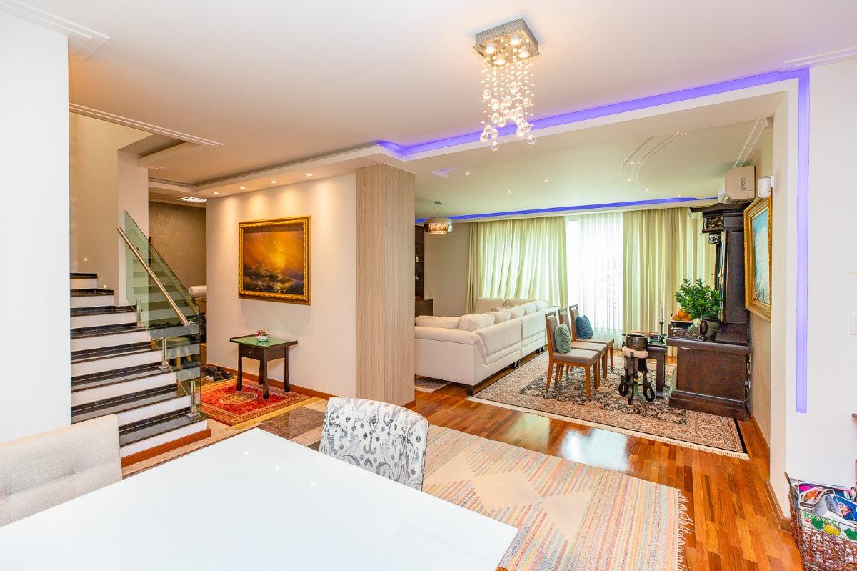 Casa, 3 quartos, 320 m² - Foto 1