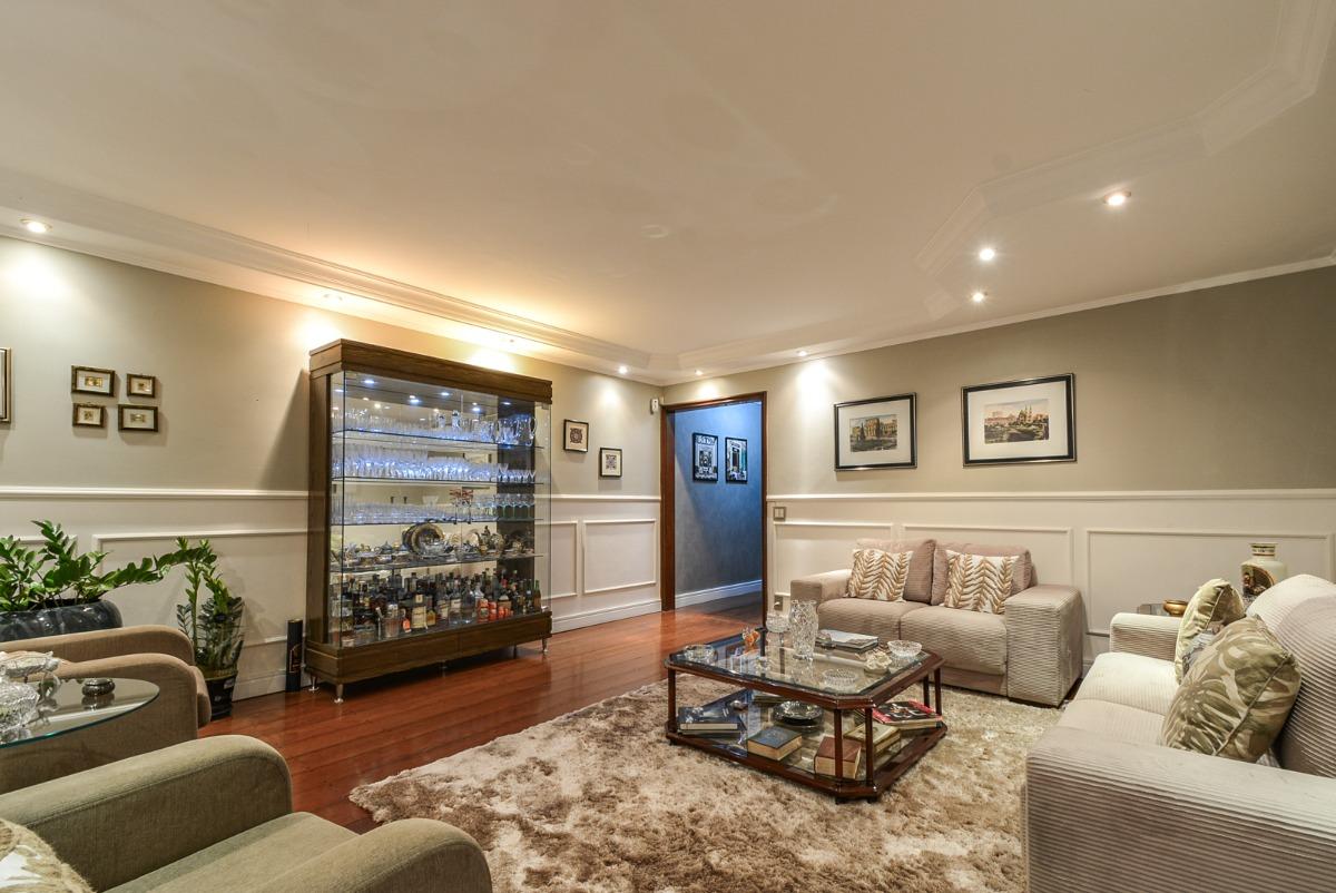 Casa, 3 quartos, 215 m² - Foto 1