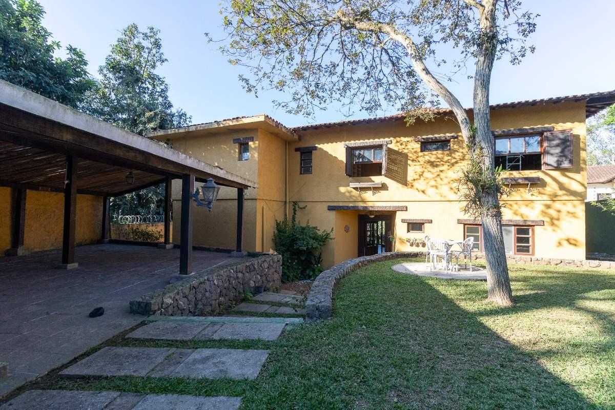 Casa, 5 quartos, 1498 m² - Foto 1