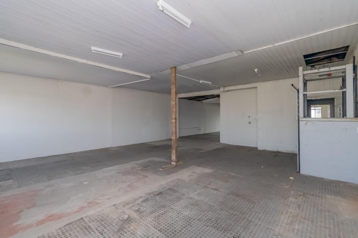 Casa, 1 quarto, 878 m² - Foto 8