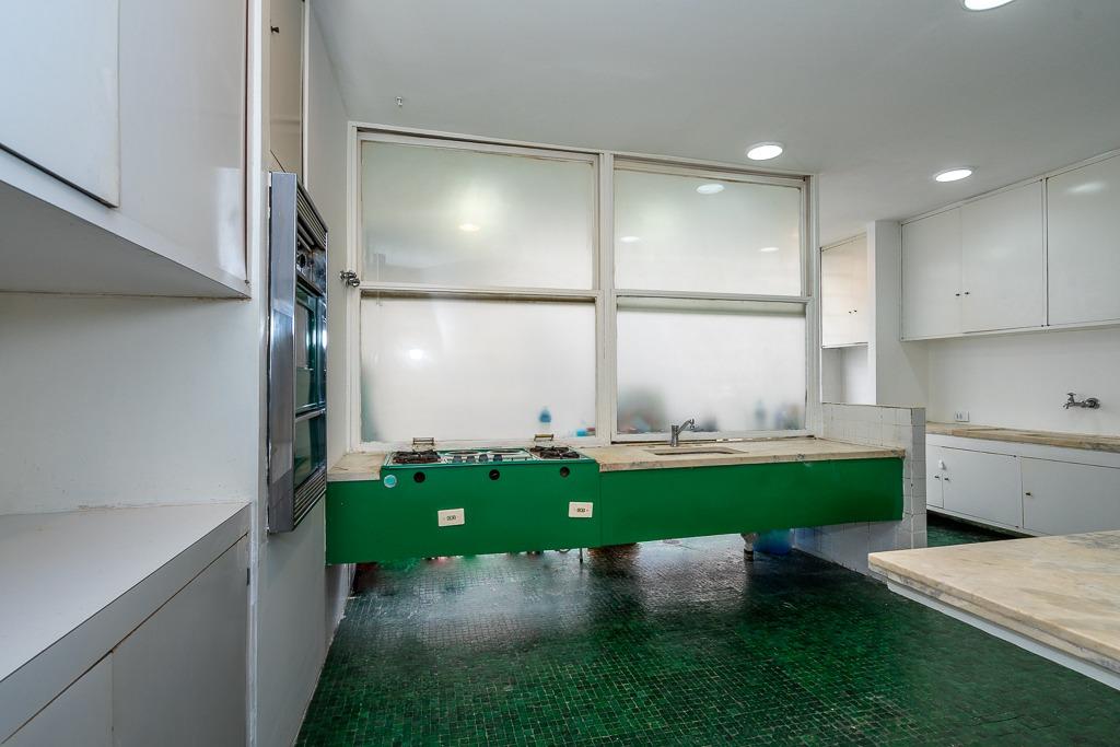 Apartamento, 3 quartos, 195 m² - Foto 2