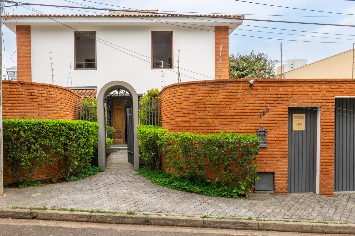 Casa, 4 quartos, 428 m² - Foto 1