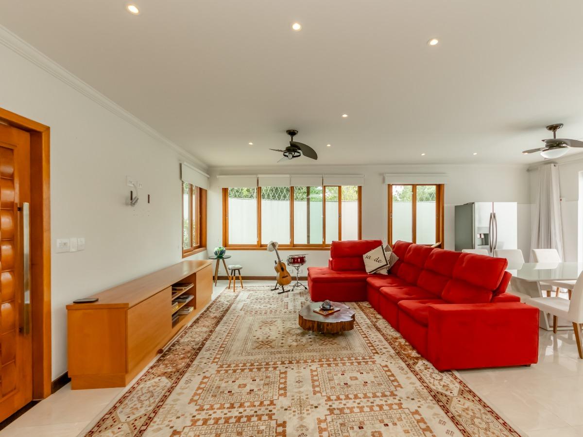 Casa, 3 quartos, 250 m² - Foto 1