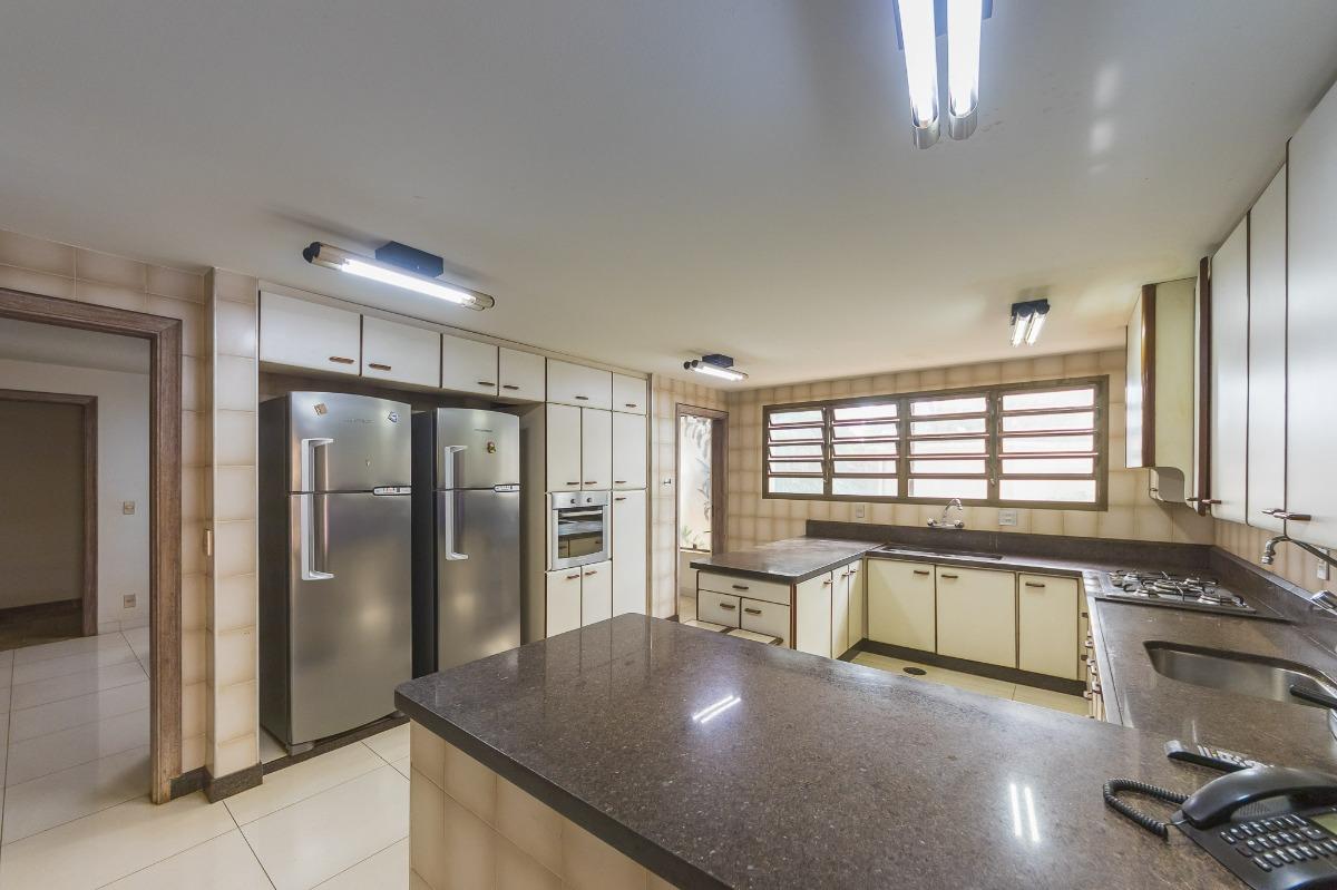 Casa, 7 quartos, 2810 m² - Foto 8