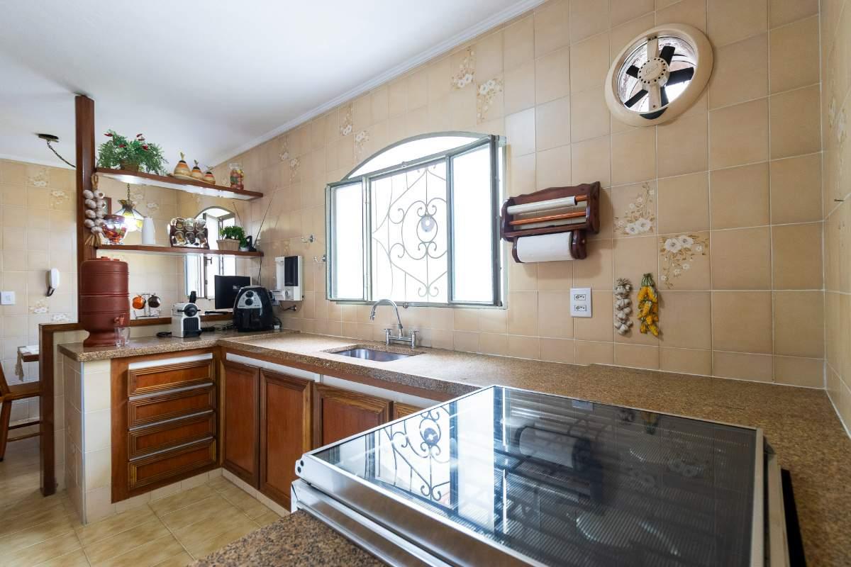 Casa, 3 quartos, 245 m² - Foto 7