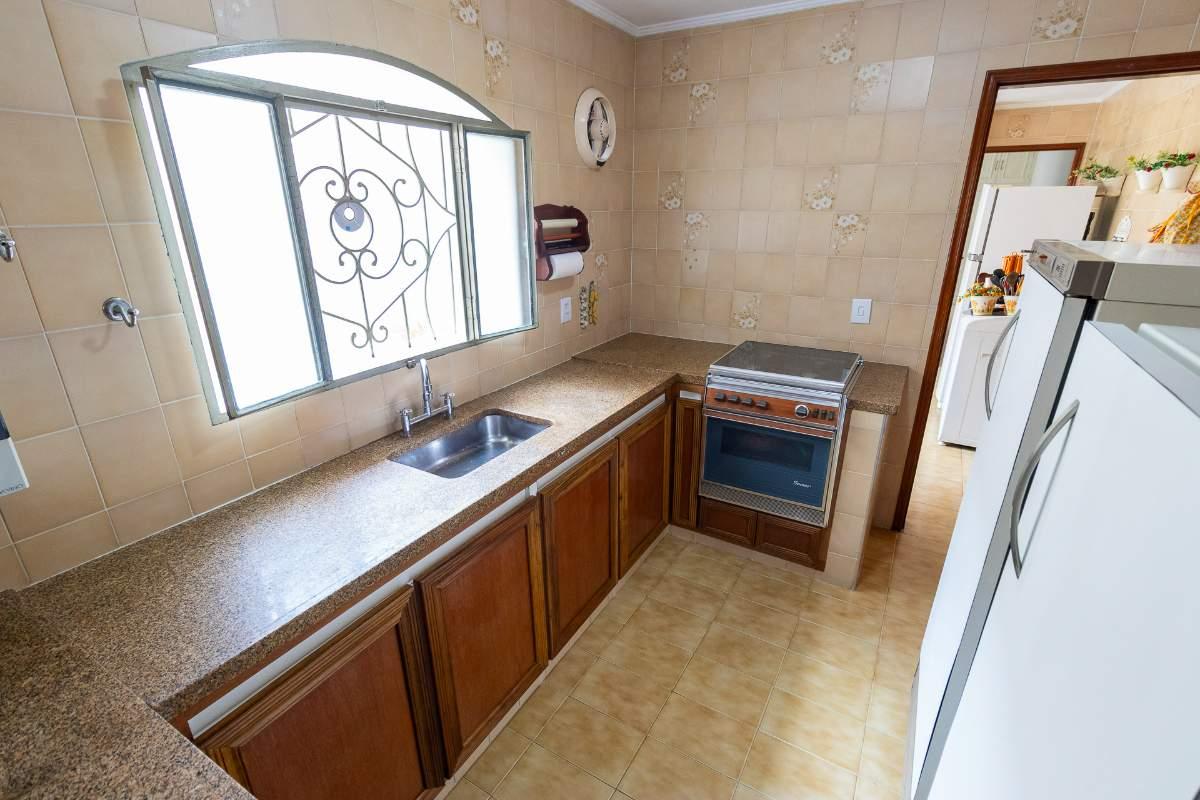 Casa, 3 quartos, 245 m² - Foto 8