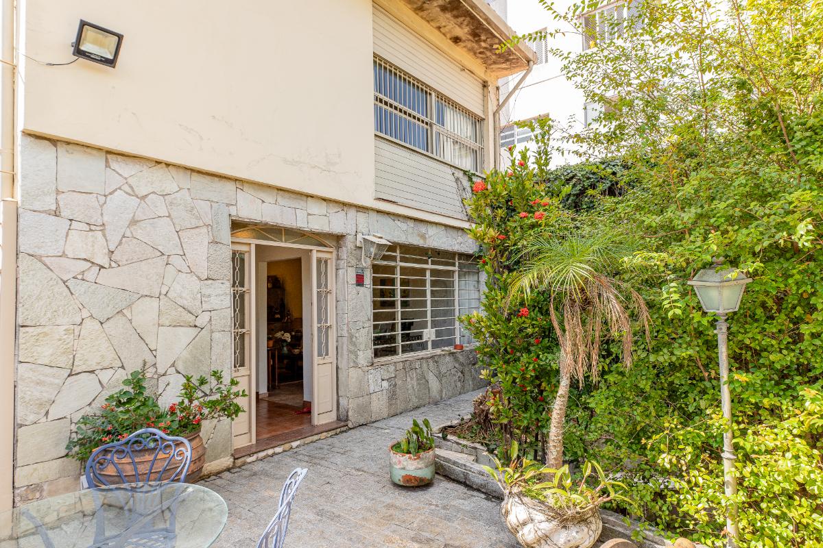 Casa, 3 quartos, 253 m² - Foto 1