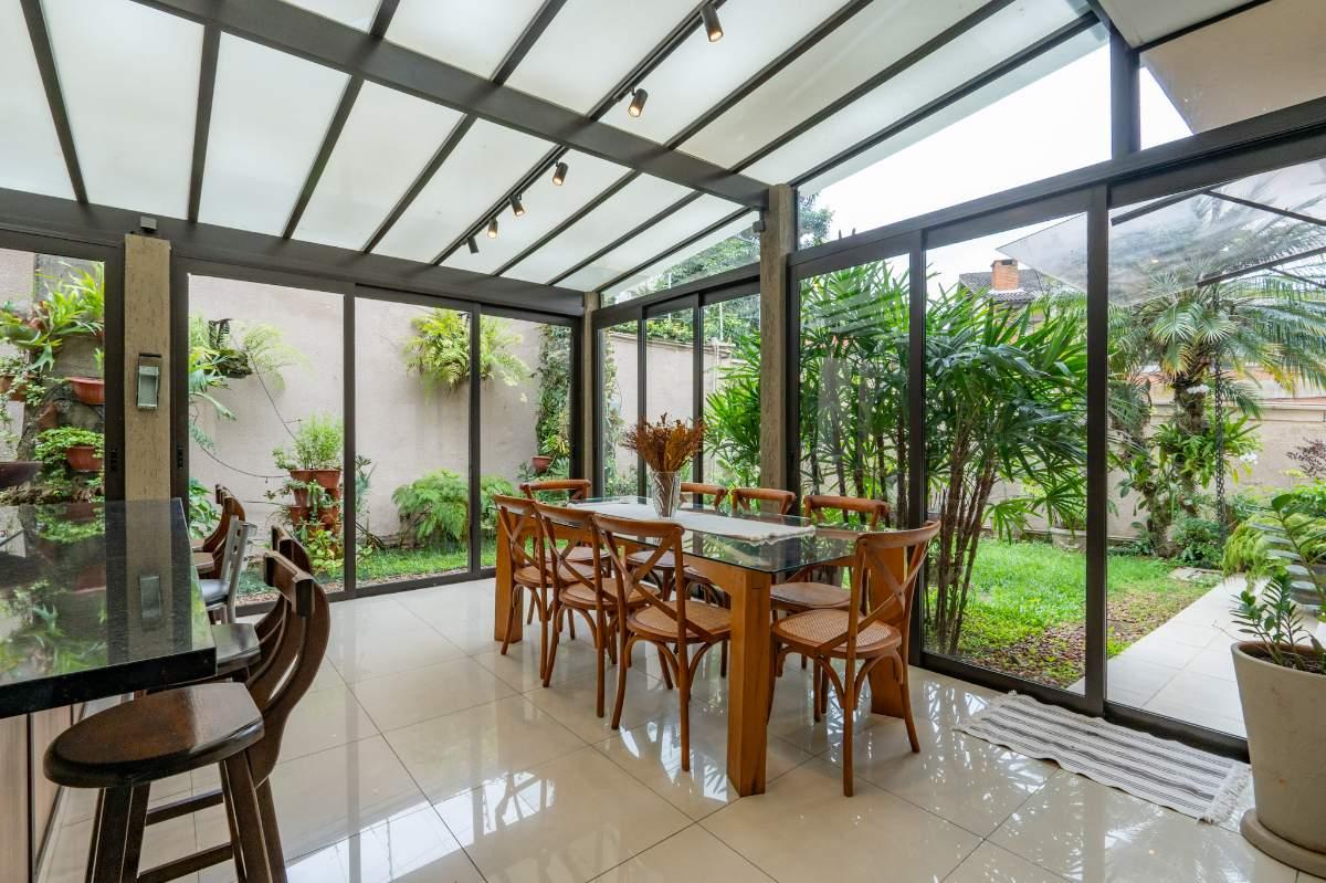 Casa, 5 quartos, 270 m² - Foto 1