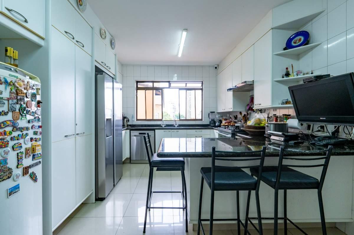 Casa, 5 quartos, 270 m² - Foto 18
