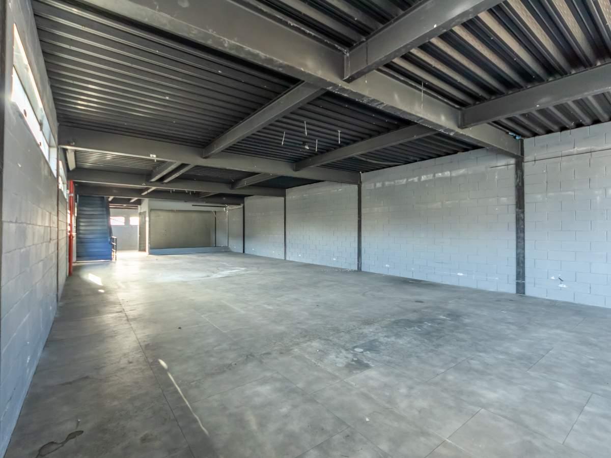 Depósito-Galpão, 220 m² - Foto 22