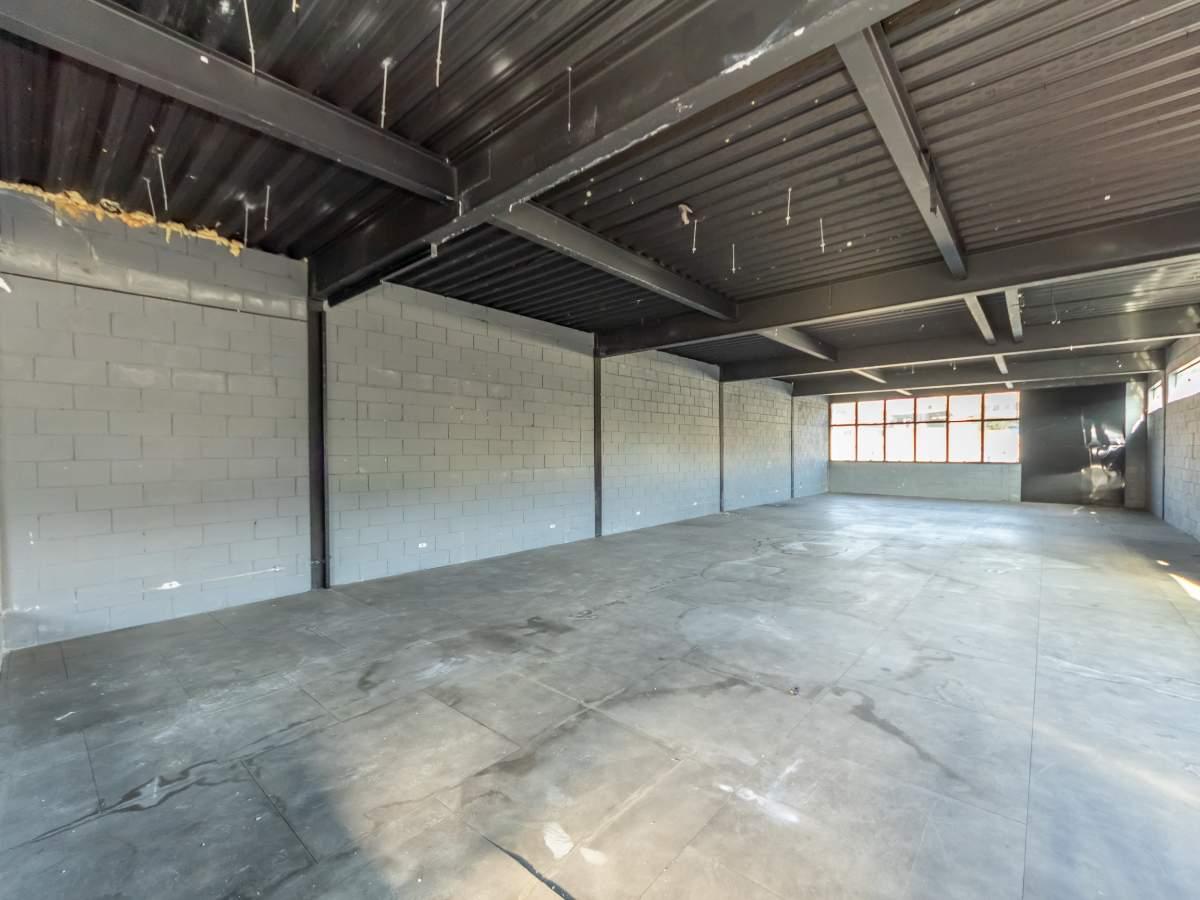 Depósito-Galpão, 220 m² - Foto 24
