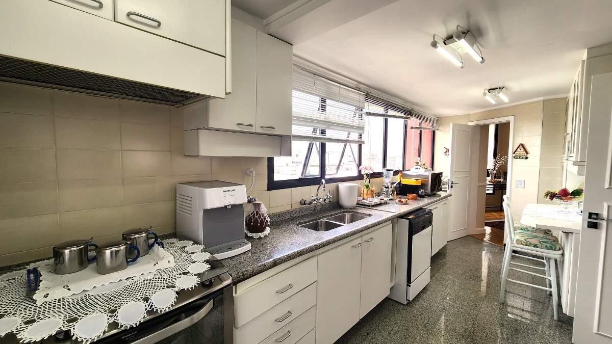 Apartamento, 4 quartos, 198 m² - Foto 24