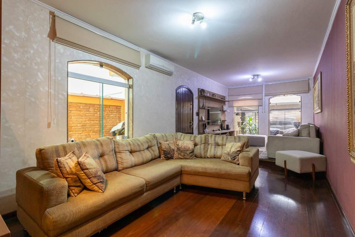 Casa, 3 quartos, 179 m² - Foto 1