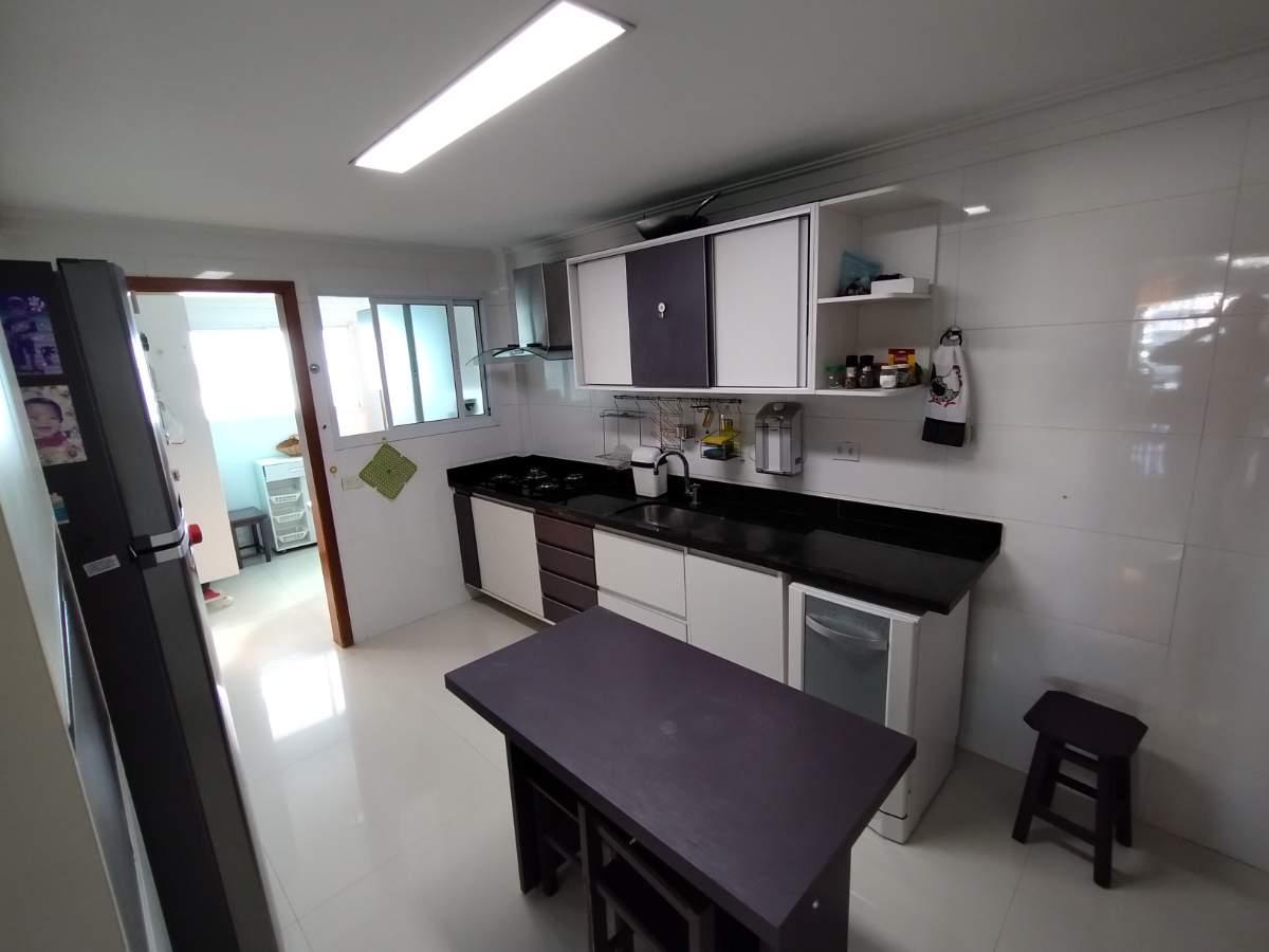 Cobertura, 3 quartos, 225 m² - Foto 13