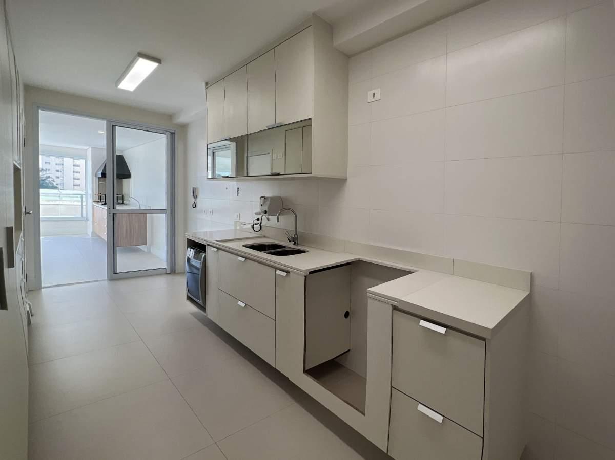 Apartamento, 4 quartos, 8700 m² - Foto 2