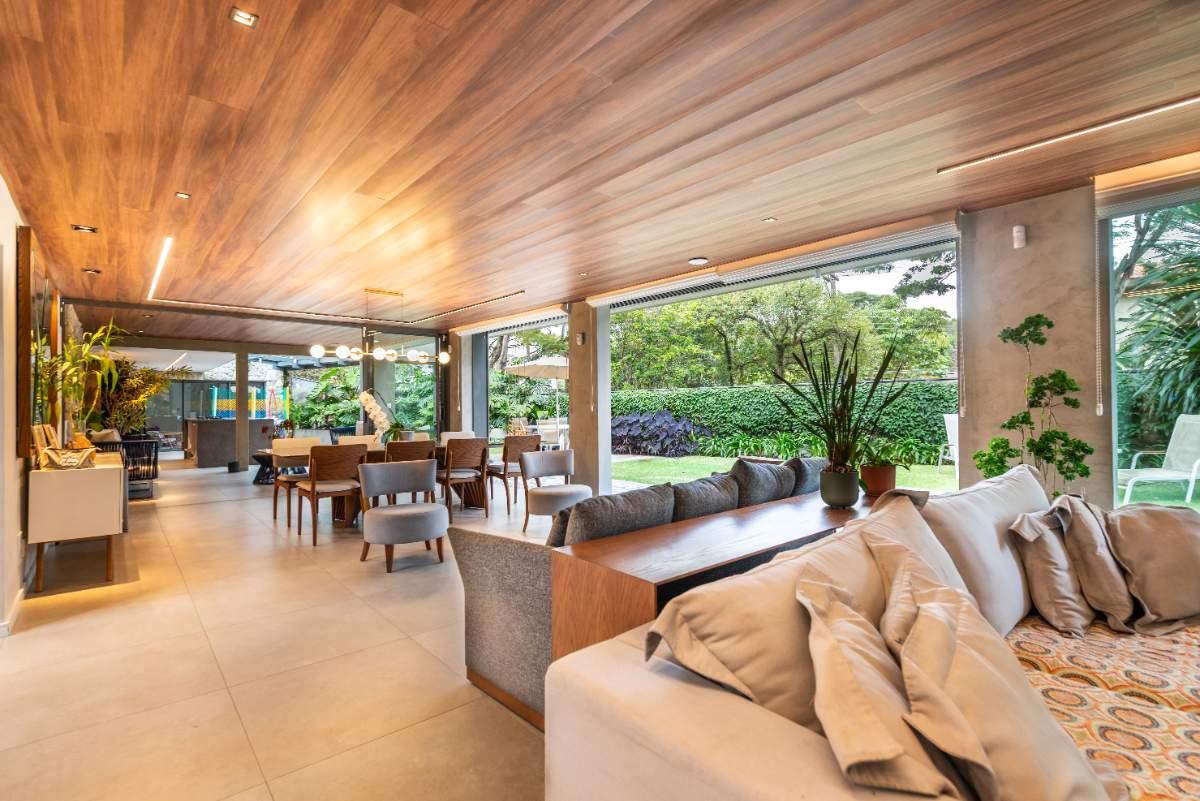 Casa, 5 quartos, 629 m² - Foto 1