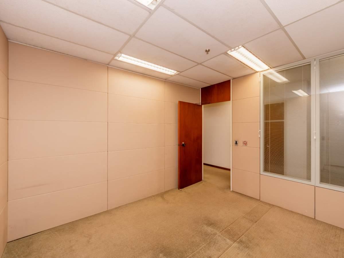 Sala-Conjunto, 1500 m² - Foto 17