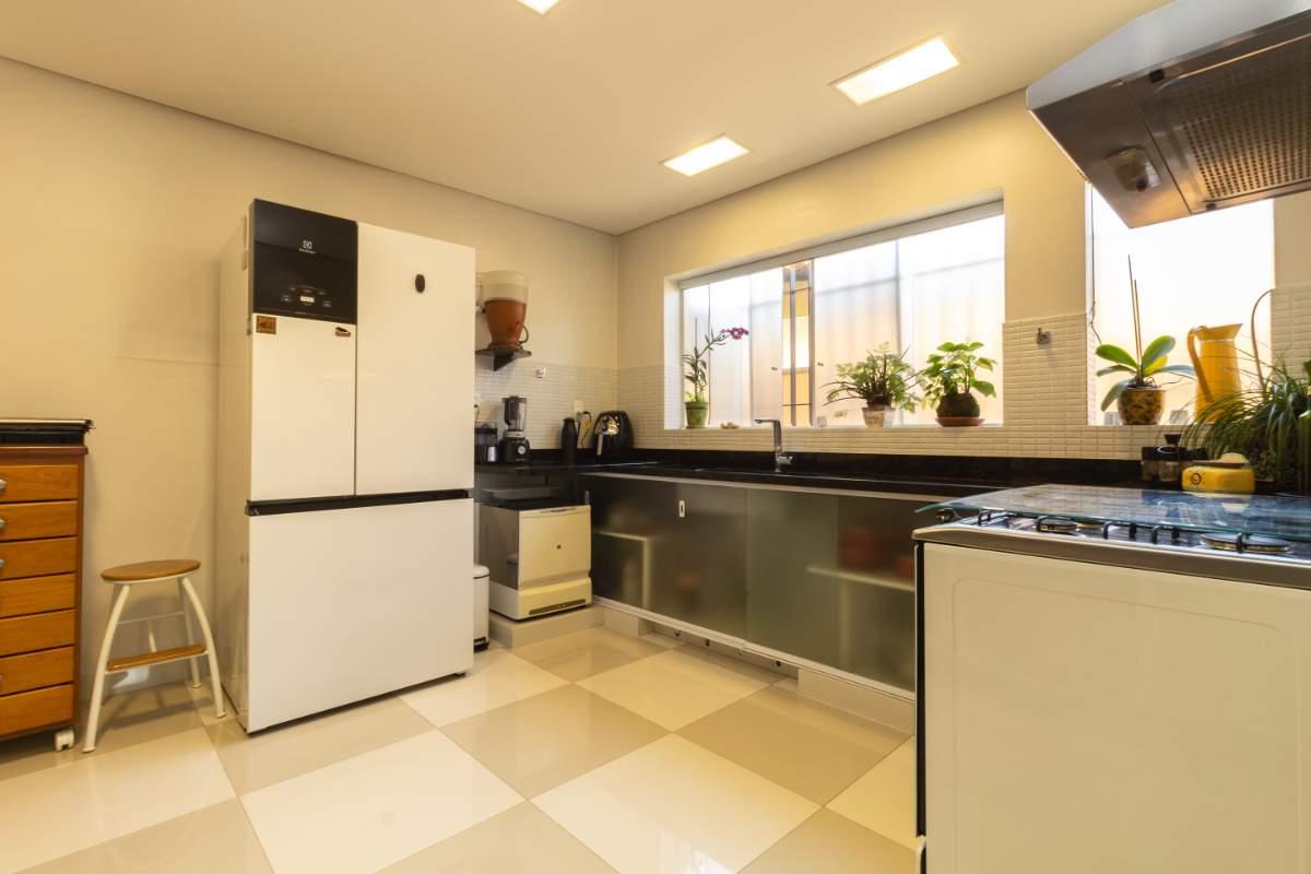 Casa, 3 quartos, 310 m² - Foto 13