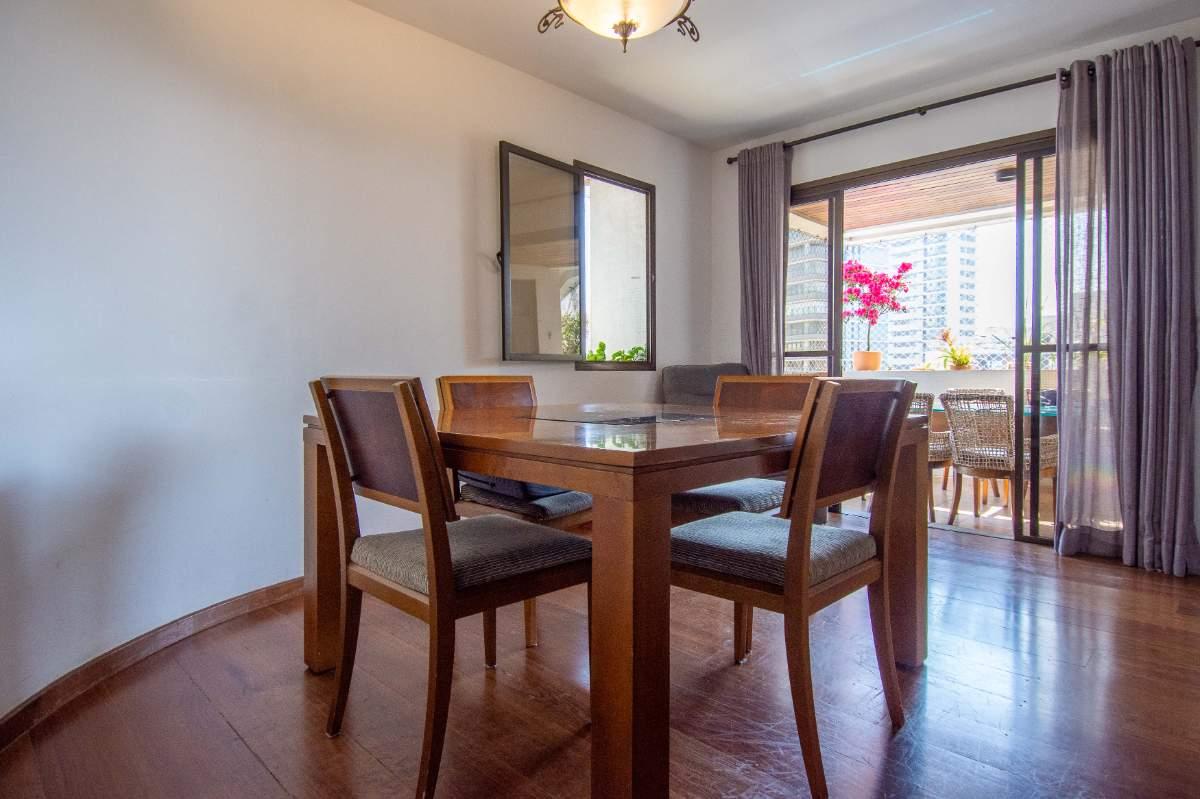 Apartamento, 4 quartos, 209 m² - Foto 2