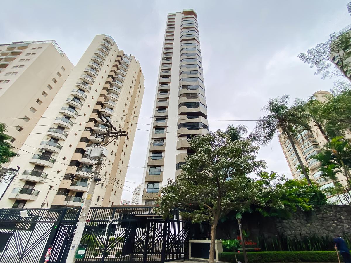 Apartamento, 3 quartos, 230 m² - Foto 1