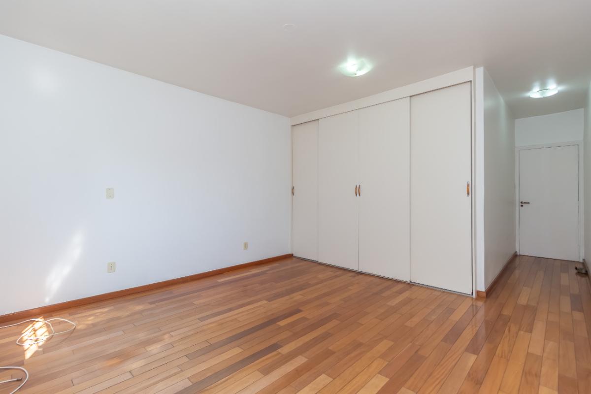 Casa, 4 quartos, 312 m² - Foto 10