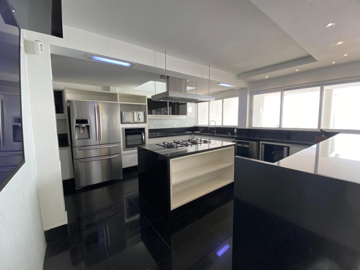 Casa, 4 quartos, 310 m² - Foto 4
