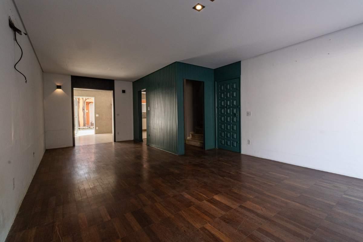 Casa, 3 quartos, 207 m² - Foto 1