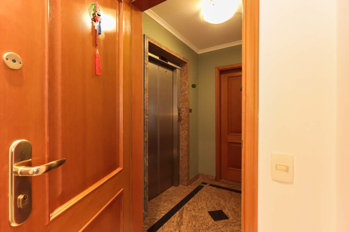Apartamento, 3 quartos, 1667 m² - Foto 2