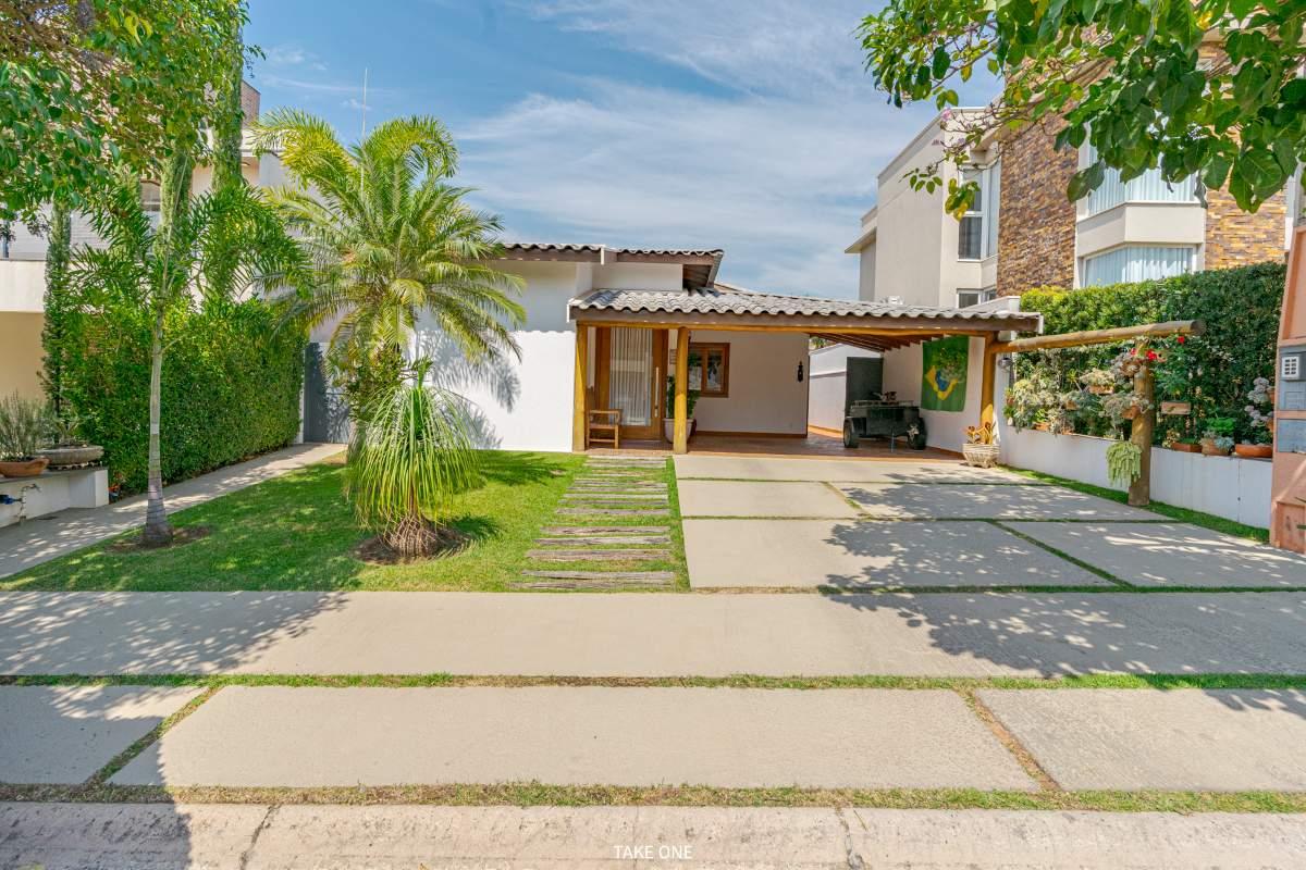 Casa, 3 quartos, 320 m² - Foto 1