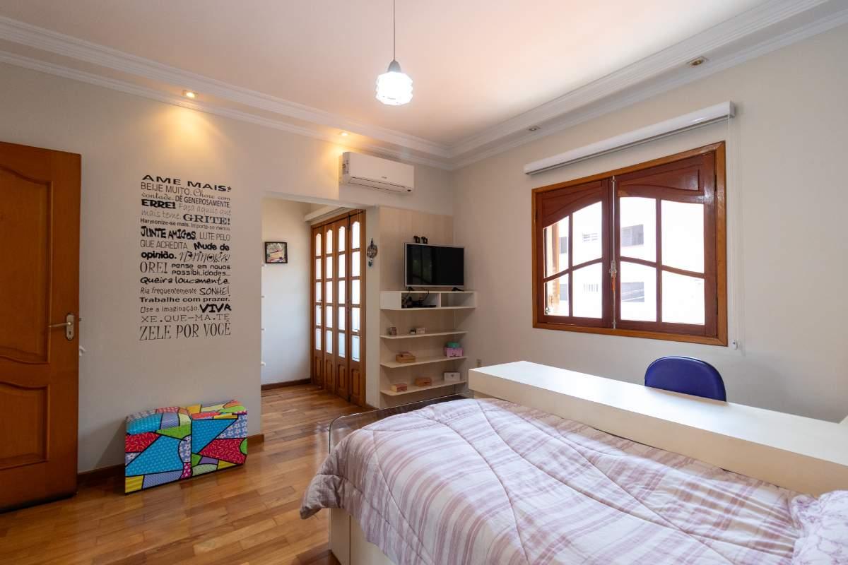Casa, 3 quartos, 248 m² - Foto 23