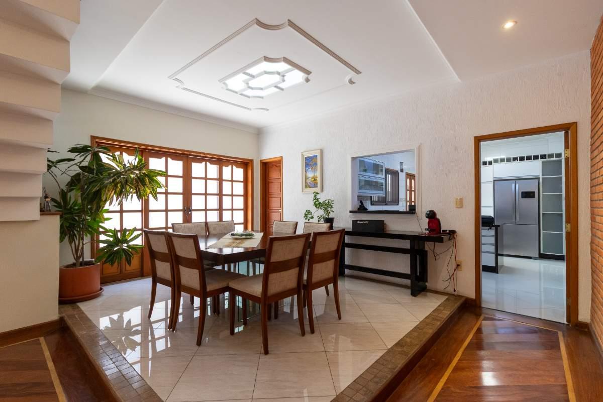 Casa, 3 quartos, 248 m² - Foto 4