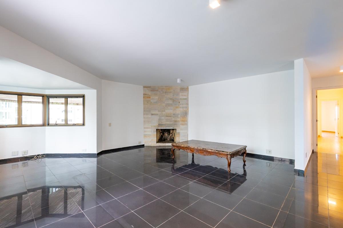 Apartamento, 3 quartos, 251 m² - Foto 2