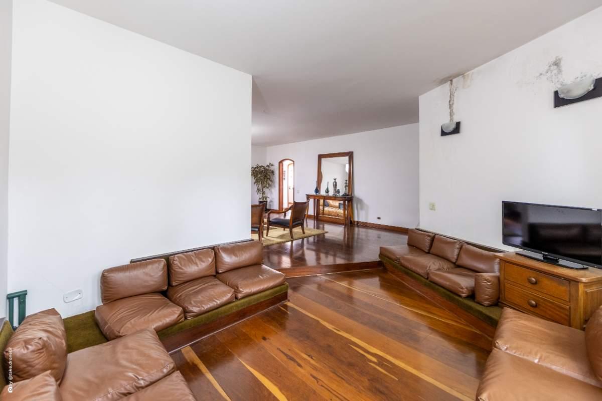 Casa, 4 quartos, 497 m² - Foto 1