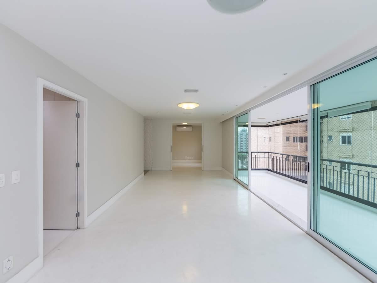 Apartamento, 3 quartos, 246 m² - Foto 10