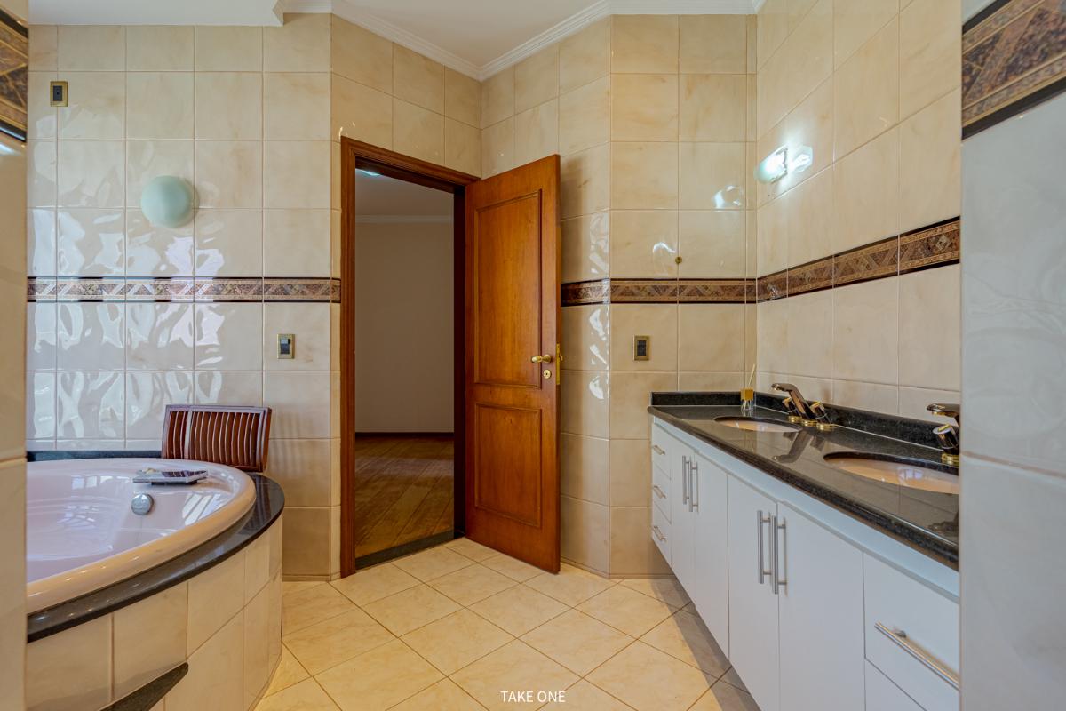 Casa, 6 quartos, 3903 m² - Foto 19